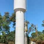 Cumpliendo con nuestro compromiso y labor social. Instalación del nuevo tanque tipo copa para una mayor y eficiente distribución de agua potable para la comunidad de Ybu Porã Zona Norte y Sur de la calle primera Línea. Gestión positiva del Concejal Ing Davit Maqueda